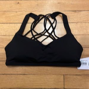 Lululemon free to be wild bra
